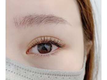 ベージュロータス(beige lotus)/短めフラットラッシュ