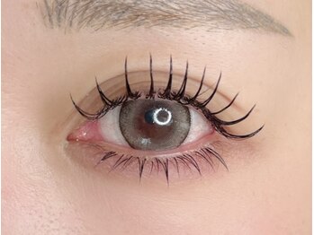 フィノ(fino)の写真/《＆healthy導入店★》エクステ×パーマで叶える自然でかわいいお目元へ。モチの良さでリピート続出！