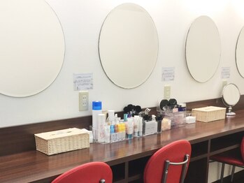 ジェイエステティック 鳥取店/お帰り前は充実のメイクブースへ