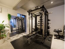 リグロー 三鷹台店(Re:Glow)の雰囲気（完全個室の落ち着いた空間で周りを気にせずトレーニング◎）