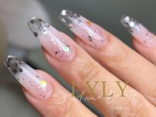 リリー ホリエネイル(LYLY HORIE nail)の雰囲気（【うる艶No1】長さ出し10本+ちゅるんガラスクリアデザイン定額　）