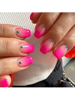 ダブリュー(W.)/グラデーションネイル