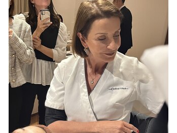 レアリゼ(Realiser)/クリスティーナトレーナー