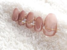 ネイルサロンブラン(nail salon BLANC)/ゴールドキラキラパーツネイル