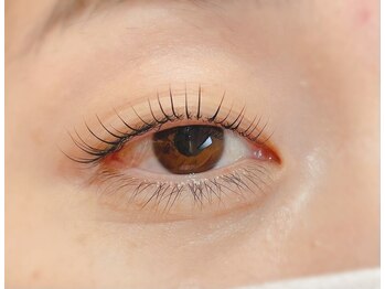 Luo Silque 立川 まつげパーマ/パリジェンヌ/マツエク/LED/韓国/パラジェル/長さだし/パリジェンヌ/マツエク