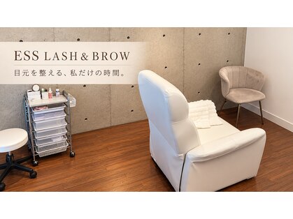 エスラッシュアンドブロウ(ESS LASH&BROW)の写真