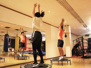 さくらボクシングジム/トランポリンも人気です♪