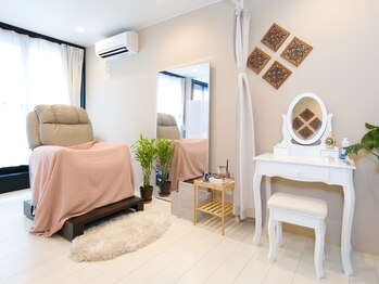 アイユール(AILLEURS)/アイラッシュブース