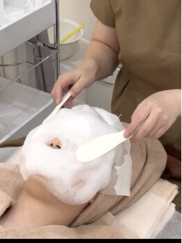 エステサロンパリス(Esthe Salon Paris)/たっぷりな泡でピーリング