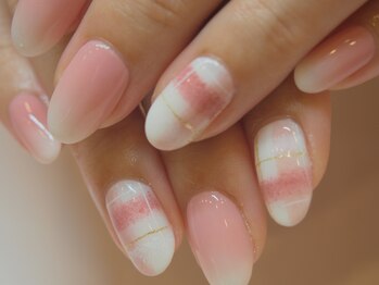 アールローズ(R-rose)/ピンクチェックネイル