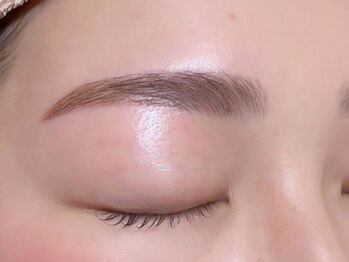 ココ バイ ボウアイラッシュ 貴生川店(COCO by BEAU EYELASH)の写真/【お顔の印象のほとんどは眉毛で決まる！】スピーディーで綺麗に眉毛メンテナンス♪垢抜け＆メイク時短に◎