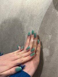 グリーンカラー×シアーネイル