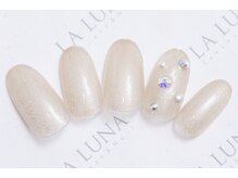 ラルナ ネイルアンドアイラッシュサロン(LA LUNA nail & eyelash salon)/24年11月12月◇定額ナチュラル◇