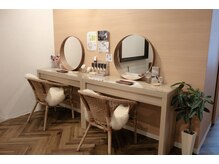ラボー(la beaux)の雰囲気（施術後はゆったりとメイク直ししていただけます♪）