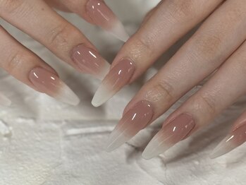 リノン(Linon)の写真/シンプル～デザインまで幅広く対応♪マグネットネイルもカラー豊富！大人女性に人気のベイビーブーマーも☆