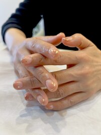 グラデーションと星ネイル