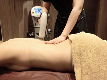 サーモシェイプサロン フルムーン(Full Moon)の写真/【人気NO.1ブライダルメニュー】小顔&美肌効果はもちろん♪毛穴ケアにも効果的◎メイク映えを良くします！