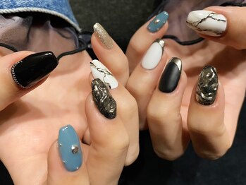 スワッグ(SWAG)の写真/繊細なアートで周りと差がつく指先へ!お好みのデザインを提供いたします☆指先のお手入れで女子力UP♪
