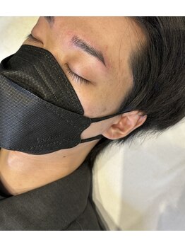 イスリーツー(ithree.2)/パラレルブロウリフト