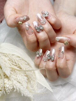 ネイルベベ(Nail bebe)の写真/韓国ネイル,ブランドパーツが豊富★こだわりや予算に合わせて本数が選べるアートが人気♪4本アート￥6800