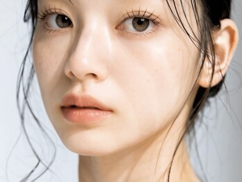 ココロ 久喜店(cocoro)の写真/【まつ毛ケア×負担軽減フラットラッシュ】自まつげを労わりながらモテ可愛な目元を実現☆