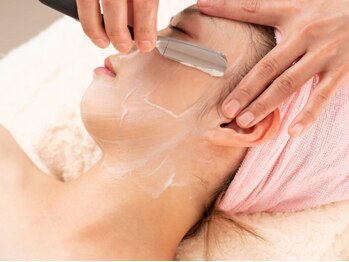 シュシュ(Shu-Shu)の写真/《本気で美肌を目指す方へ》産毛×角質ケアで"むきたて卵肌"を実感!感動の化粧ノリと透明感を今すぐ。