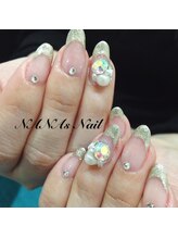 ナナズネイル 西小倉店(NANA's Nail)/ゴールドで運気UP