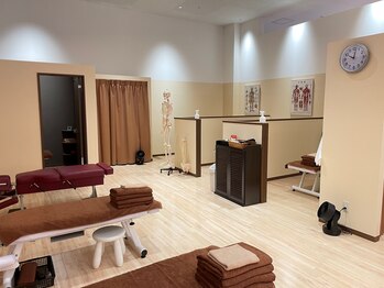 カラダファクトリー MEGAドン・キホーテUNY富士吉原店