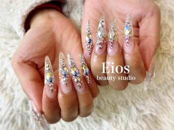 エイオス ビューティ スタジオ(Eios Beauty studio)の写真/高い提案力&技術力で大人気♪上質アート、華やかネイルで気分もUP♪最新カラーやパーツを豊富に取り揃え◎