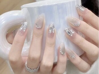 ミュウミュウ(miumiu)/冬限定ネイル特集