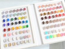 リーフ 海田店(LEAF)の雰囲気（約200色のカラーバリエーションからワンカラーを選択可）