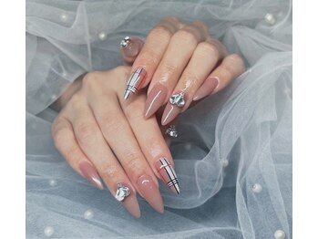 ソラネイル アヤセ(SORA NAIL AYASE)/