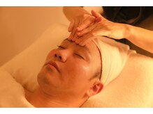 マシェリ 西麻布六本木店(MA CHeRiE.)/顔のつぼ押し・小顔マッサージ