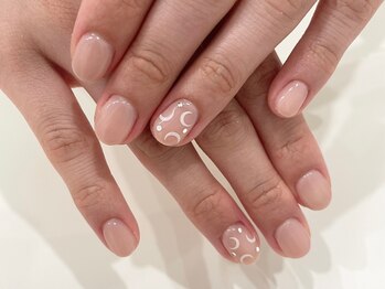 アイミーモア 国立店(aimer more)/月ネイル