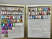 ワイエヌユー(Y.NU)の雰囲気(人気のマグネット☆オーロラ、ミラーなどもも豊富にございます☆)