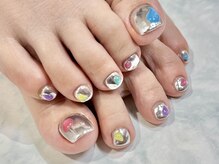 季節感と個性を採り入れながら人とかぶらないオシャレネイル♪