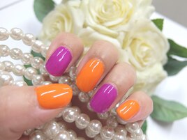 オレンジ・紫ジェルネイル