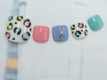 ネイルパキラ(nail pachira)/パステルレオパード