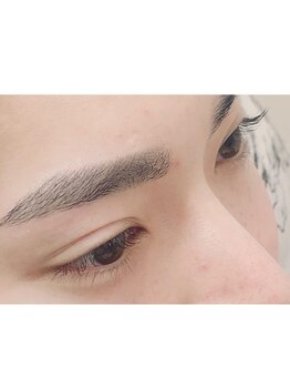 ルアン 表参道店/メンズ眉毛脱毛スタイリング 
