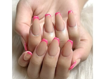 モモ(Momo)/バーチャルフレンチ