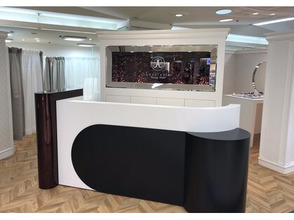 アナスタシア ミアレ 京王百貨店 新宿店の写真