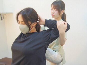 ココカラストレッチ 心斎橋店(KOKOKARAストレッチ)の写真/【結果重視】慢性的な首肩こりを本気でなんとかしたい方に！首肩の可動域UPで、呼吸まで変わる♪