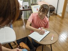 ニコニコ整体の雰囲気（施術前に丁寧にカウンセリングを行います♪）