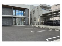 アイモア 刈谷店(eye mor.)/『一番右端4台分』駐車場ご用意