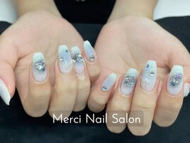 可愛いニュアンスネイル