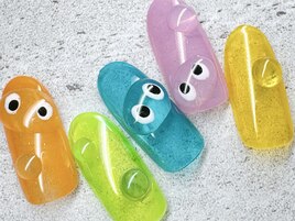 カラフル キャラクターネイル
