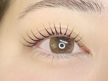 シルドゥリーナ(cil de rina)の写真/【下向きまつげの方の救世主！】最新技術で盛れすぎ注意な可愛いお目元に★