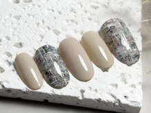 ショートネイルになじむ一癖奥行きアートお任せください♪