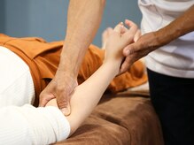 カイロ整体リリース/施術風景