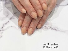 ブランシュ(BLANCHE)/上品ネイル